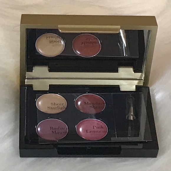 New Elizabeth Arden Cosmetic Travel Bag With Make Up & Brushes In Packaging - Picture 3 of 16